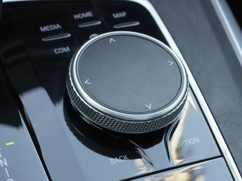 Certified 2022 BMW X5 xDrive40i w/ M Sport Package image 26