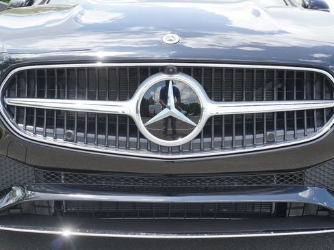Certified 2025 Mercedes-Benz C 300 Sedan image 9
