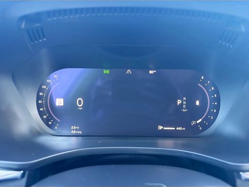 Used 2022 Volvo XC60 B5 Momentum image 39