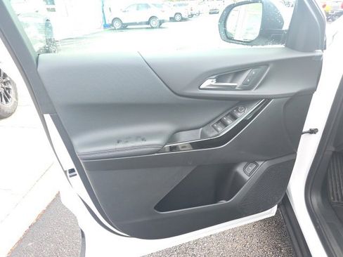 New 2026 Chevrolet Equinox LT w/ Convenience Package II image 11