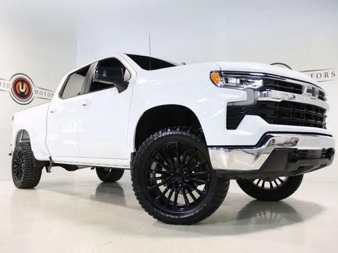 Used 2026 Chevrolet Silverado 1500 LT w/ Z71 Off-Road Package AWD/4WD image 21