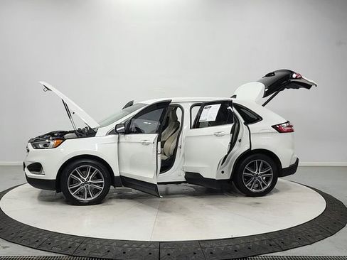 Used 2021 Ford Edge Titanium FWD image 12
