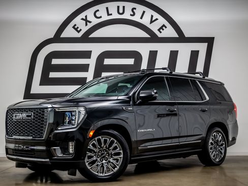 Used 2024 GMC Yukon Denali Ultimate AWD/4WD image 1
