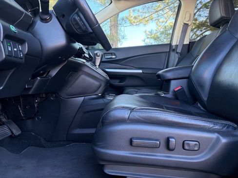 Used 2016 Honda CR-V Touring image 13