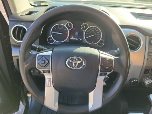 Used 2017 Toyota Tundra SR5 w/ SR5 Upgrade Package AWD/4WD image 23