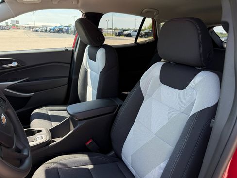 New 2026 Chevrolet Trax LS w/ LS Convenience Package image 11