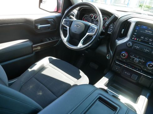 Used 2021 Chevrolet Silverado 1500 RST AWD/4WD image 9