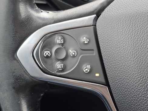 Used 2020 Chevrolet Traverse RS image 19