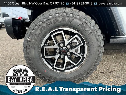 New 2026 Jeep Gladiator Rubicon w/ Steel Bumper Group AWD/4WD image 22