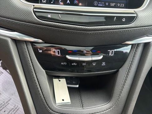 Certified 2023 Cadillac XT5 Premium Luxury AWD/4WD image 12