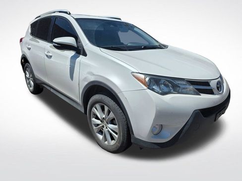 Used 2014 Toyota RAV4 Limited w/ Technology Package FWD image 3