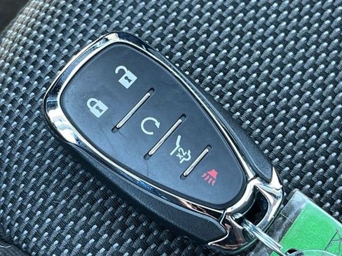 Used 2019 Chevrolet Traverse LT AWD/4WD image 11