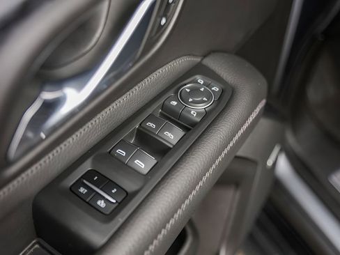 Used 2021 GMC Yukon Denali image 26