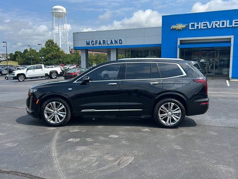 Used 2024 Cadillac XT6 Premium Luxury AWD/4WD image 3