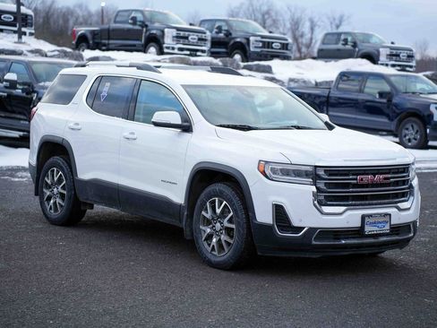 Used 2021 GMC Acadia SLE w/ Driver Convenience Package image 3