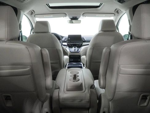 New 2026 Honda Odyssey EX-L image 10