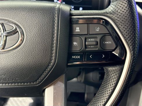 Used 2023 Toyota Tundra Platinum AWD/4WD image 20