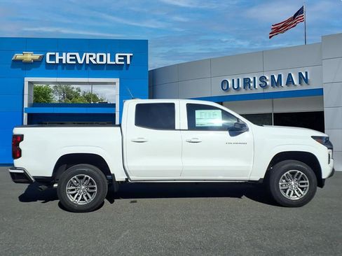 New 2026 Chevrolet Colorado LT image 2