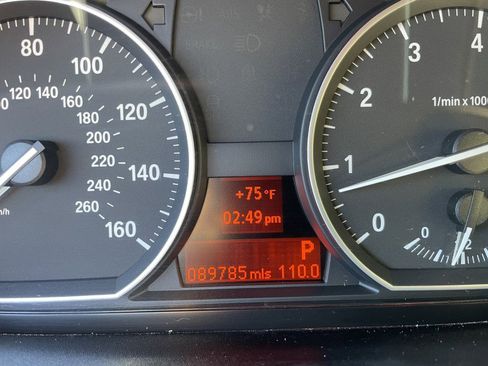 Used 2012 BMW 128i Convertible image 16