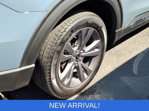 Used 2025 Ford Explorer Active w/ Active Comfort Package AWD/4WD image 29