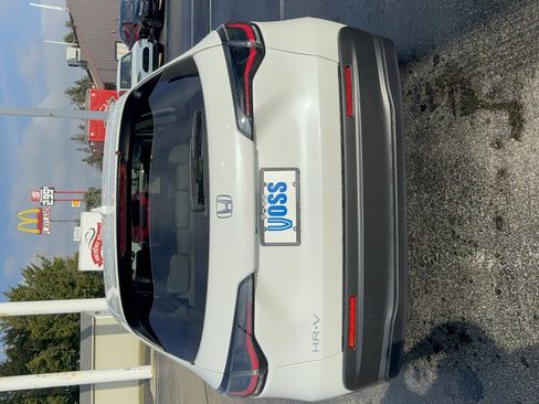 Used 2026 Honda HR-V LX image 6