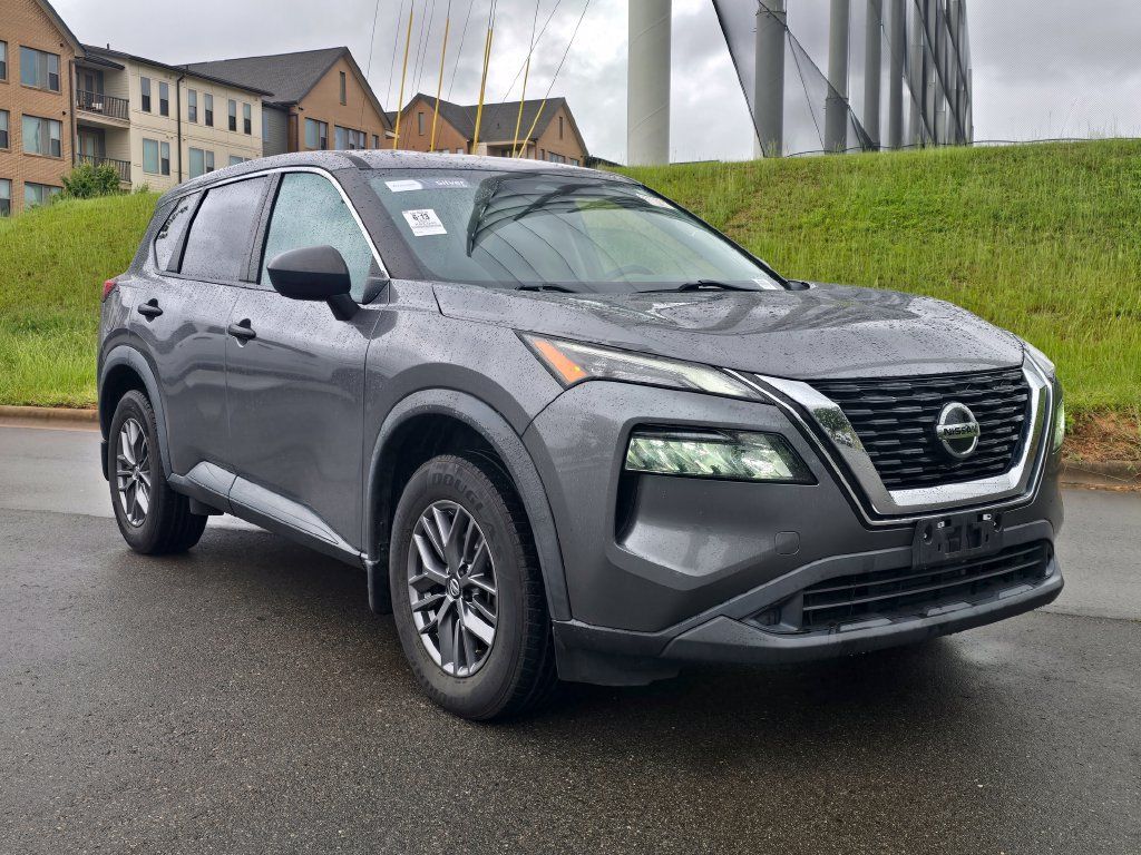 Used 2021 Nissan Rogue S AWD/4WD image 32
