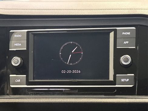 Used 2019 Volkswagen Jetta SE w/ Cold Weather Package image 19