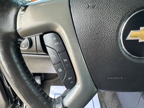 Used 2014 Chevrolet Tahoe LTZ AWD/4WD image 15