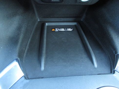 Certified 2023 Chevrolet Traverse RS w/ LPO, Floor Liner Package image 21