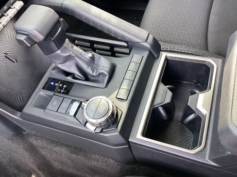 Used 2025 Toyota 4Runner SR5 image 29