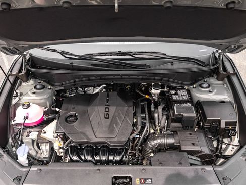 Certified 2025 Hyundai Tucson SE AWD/4WD image 36