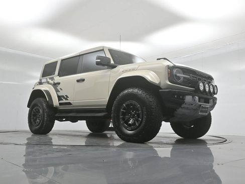 Used 2025 Ford Bronco Raptor AWD/4WD image 43