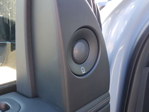 New 2025 Lincoln Navigator Reserve w/ Jet Appearance Package image 9