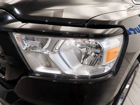 Used 2022 RAM 1500 Big Horn AWD/4WD image 9