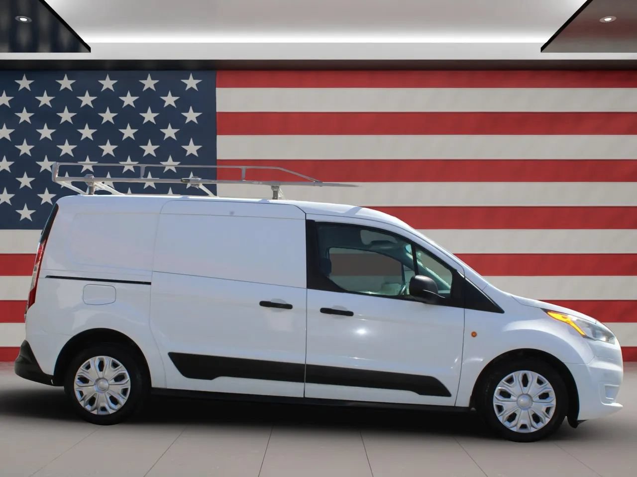 Used 2019 Ford Transit Connect XLT FWD image 8