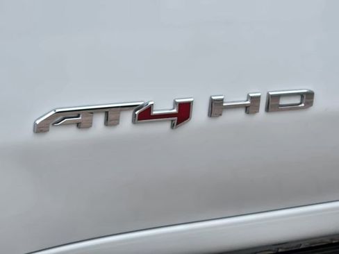 Used 2024 GMC Sierra 2500 AT4 w/ AT4 Premium Plus Package AWD/4WD image 14
