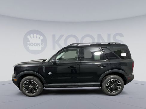 New 2025 Ford Bronco Sport Outer Banks image 2