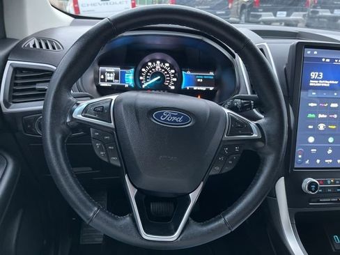 Used 2024 Ford Edge SEL image 32