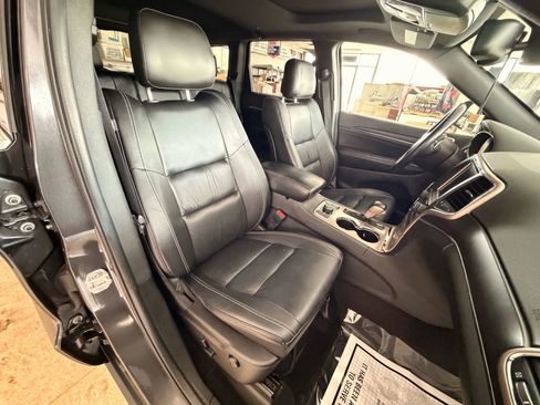 Used 2016 Jeep Grand Cherokee Limited image 22