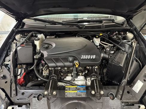 Used 2009 Chevrolet Impala LT FWD image 23