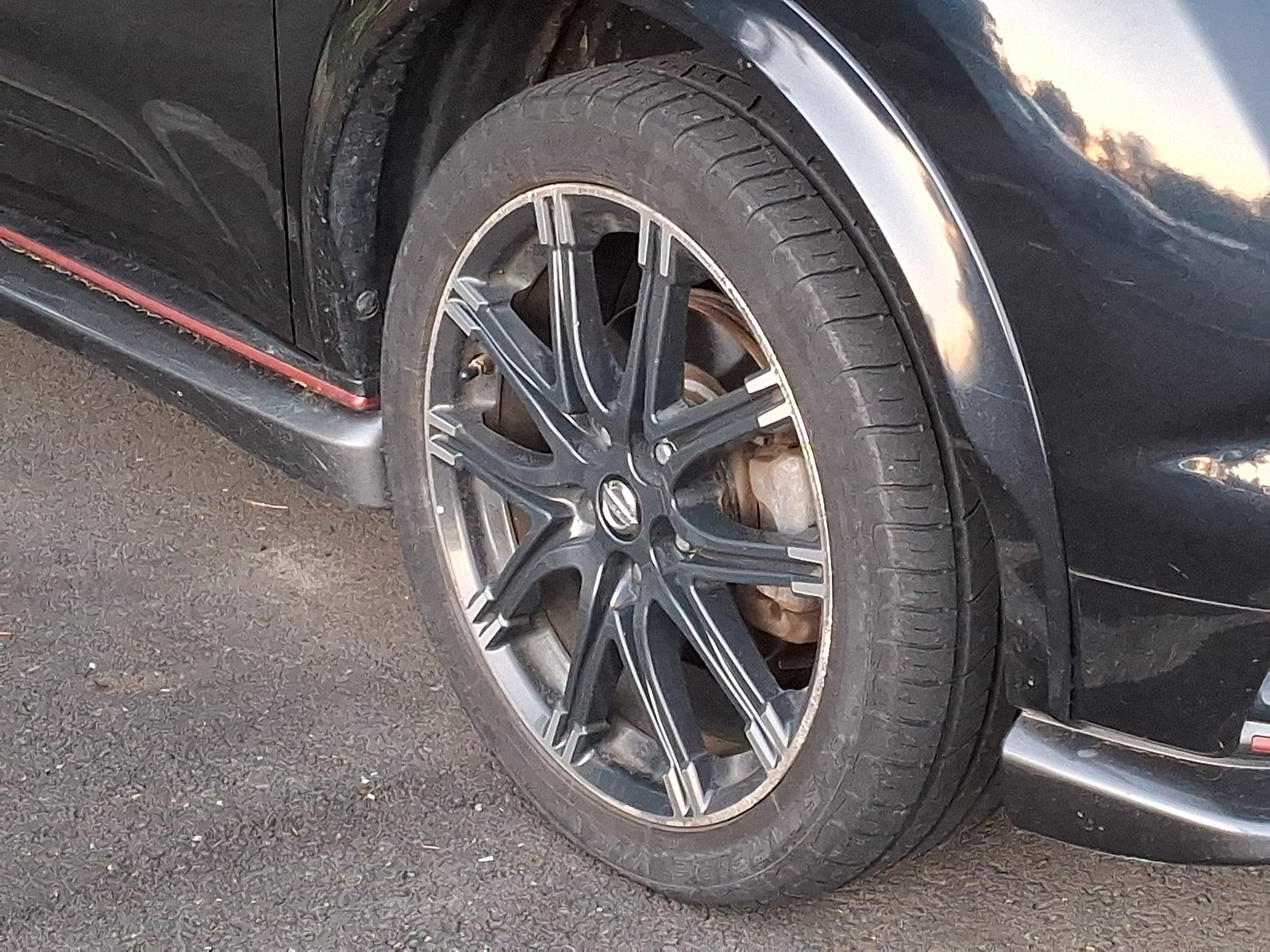 Used 2013 Nissan Juke NISMO AWD/4WD image 6