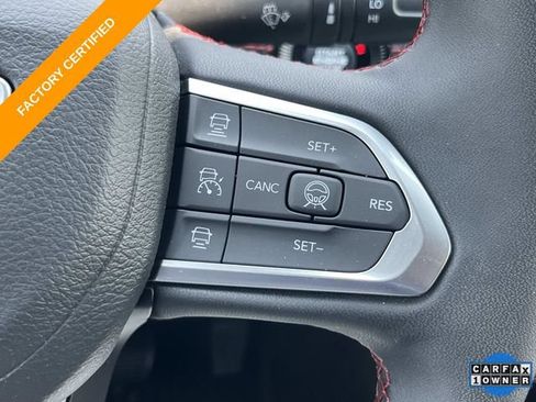 Certified 2025 Jeep Compass Trailhawk w/ Trailhawk Elite Group AWD/4WD image 32