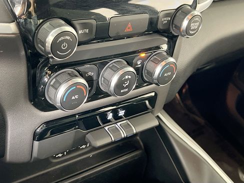 Used 2022 RAM 1500 Big Horn image 16