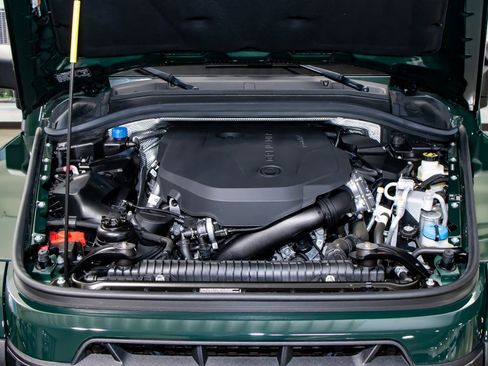 Used 2024 INEOS Grenadier image 5