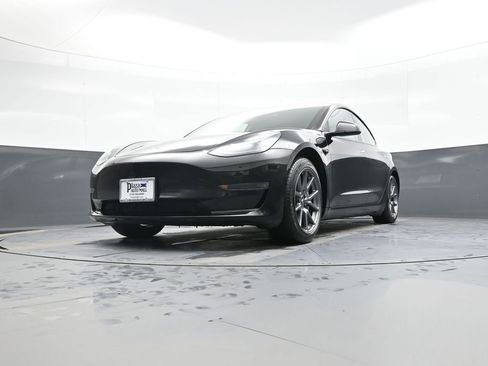 Used 2019 Tesla Model 3 Long Range image 26
