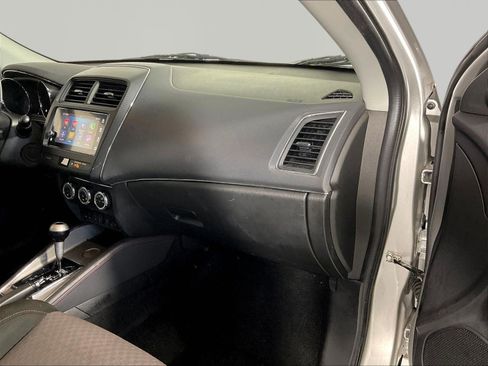 Used 2019 Mitsubishi Outlander Sport SE FWD image 25