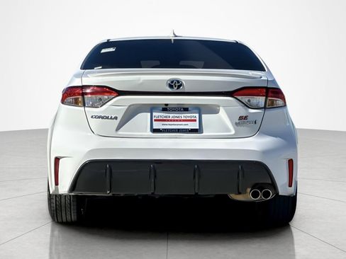 Certified 2024 Toyota Corolla SE image 4
