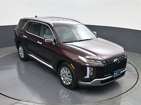 Used 2023 Hyundai Palisade SEL w/ Cargo Package image 16