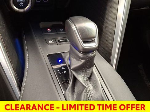 Used 2024 Toyota Venza Nightshade image 17