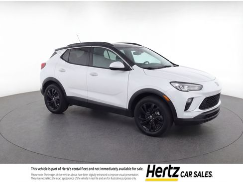 Used 2024 Buick Encore GX Sport Touring image 1